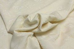 P KAUFMANN FLORAL CREAM JACQUARD HEAVY FURNITURE FABRIC 6.75 YARD 110″W