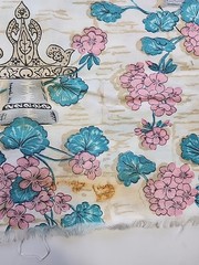 40s 50s Floral Motifs Cotton Fabric 36.5″w X 1.1yds Feedsack Style STAINED