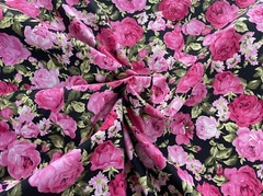 44″ Sweet Rose Floral Printed Cotton Fabric Dress Decor Craft Drape Sewing BTY