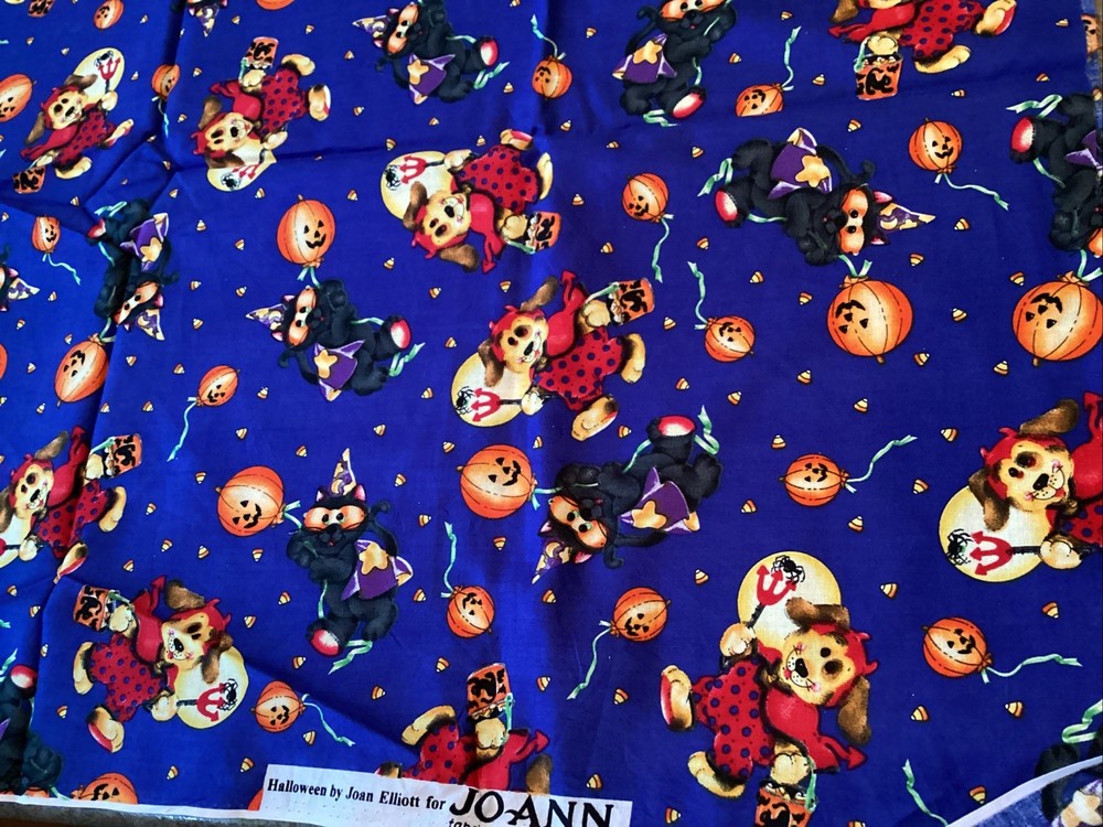 RARE Vintage Halloween By Joan Elliott Trick Or Treat Animals Cotton Fabric 1 Yd