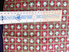 VTG Novelty FROGS on Red & Green Plaid “Signature Classics” by Oakhurst BTFQ