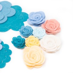 32 Wool Blend Felt 3D Roses Die Cut Applique Flowers – Spring Vacation