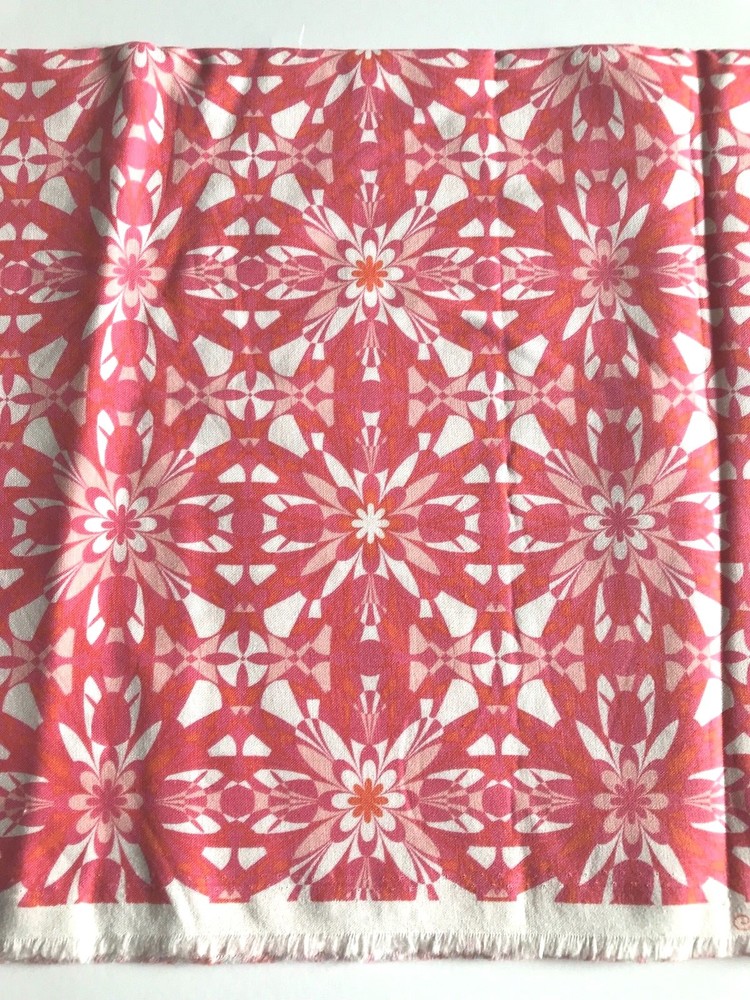 Jenean Morrison JM47 Silent Cinema Starlet Fabric Free Spirit 30″ x 42″