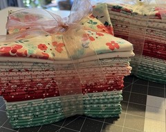 Berry & Sage By Lori Holt For Riley Blake Fat Quarter Bundle 21 Pc