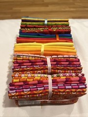 Lot Of 30!! quilt fabric fat quarter 18”x22” Bright