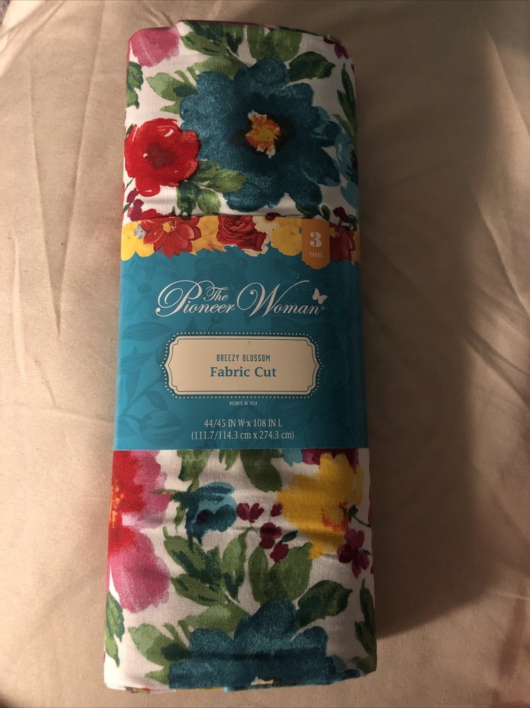 The Pioneer Woman Fabric Breezy Blossoms 3 Yards 100% Cotton 44/45″ W x 108″ L