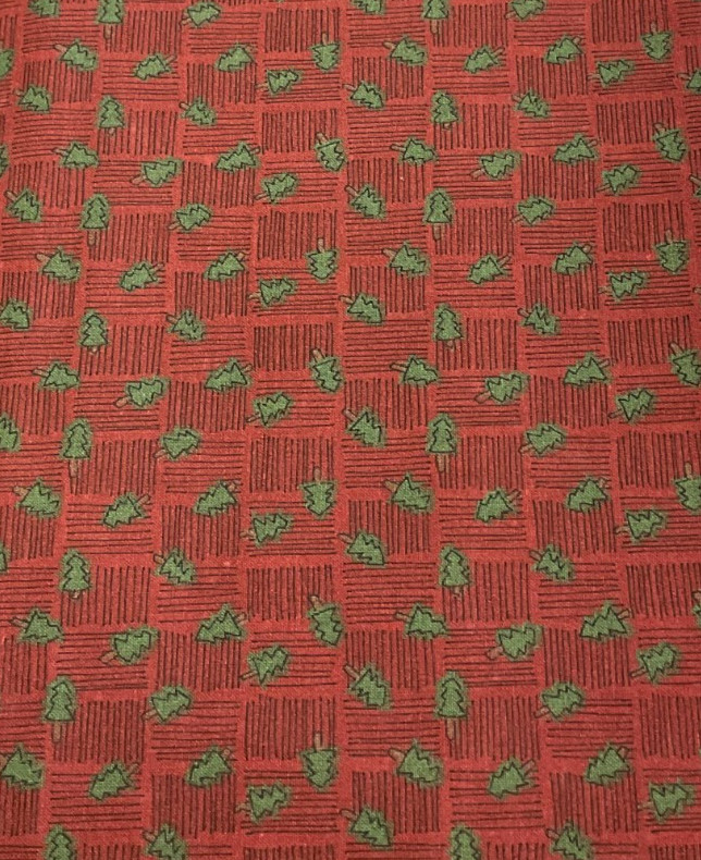 FABRIC TRADITIONS-MINI-TREE TOSSED ON COUNTRY RED PLAID – 1 3/8 YARDS