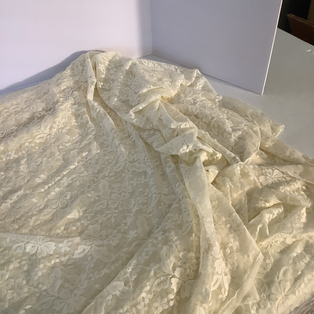 2 Pieces Fabric Lace 59 Inches Wide 190 Inches Long Cream Colored Wedding Party