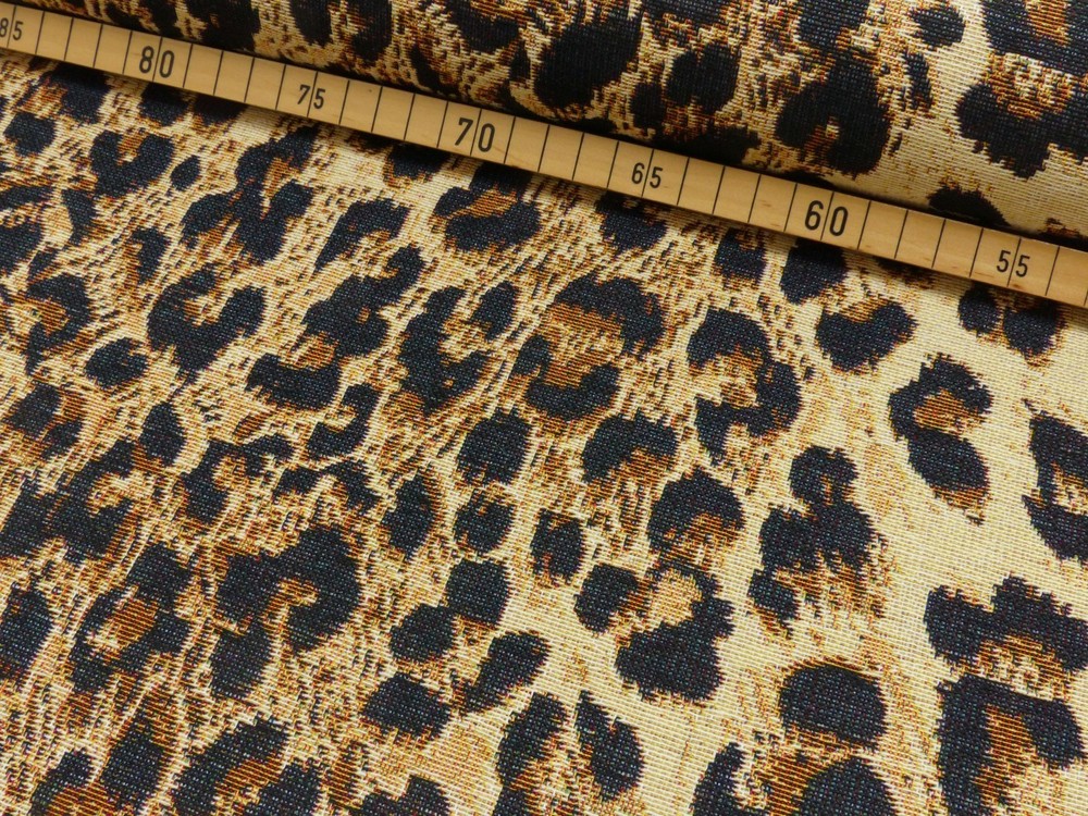 1M X 1.40M Tapestry Leo Pattern Cotton And Polyester For Cushions And Upholstery