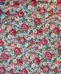 Vintage Joan Kessler Concord Floral Cotton Fabric 108″L x 44″W (3 Yards)