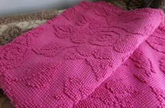 Fuchsia Pink Rose Vtg Woven Chenille Bedspread Fabric, Reversible Hobnail 20×25″