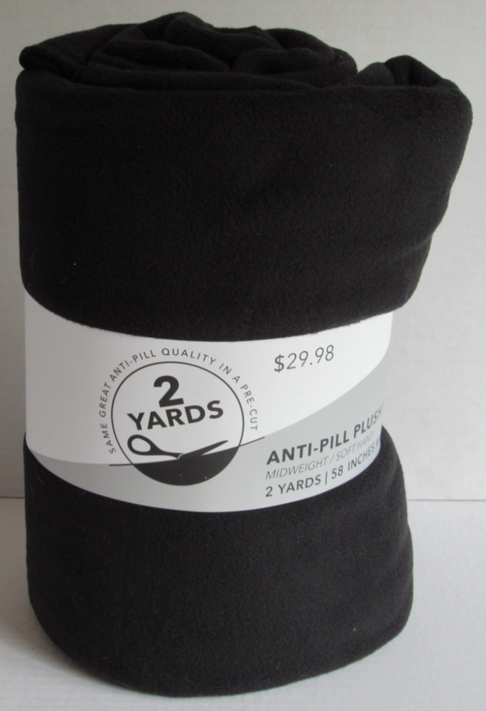 JoAnns 2 Yards Pre Cut Anti Pill Blizzard Fleece Solid Plush Midweight Black NWT