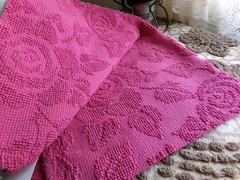 Fuchsia Pink Rose Vtg Woven Chenille Bedspread Fabric, Reversible Hobnail 20×25″