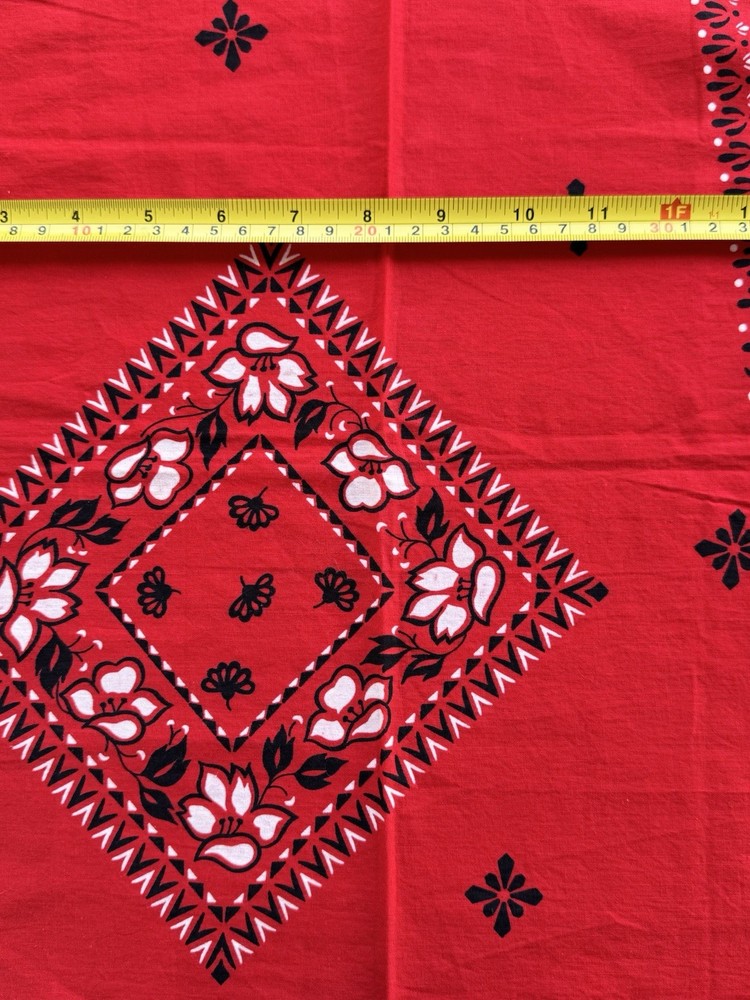 VINTAGE Bandana Cotton Fabric Remnant Sale 15×15 100% Cotton Craft Sew Create