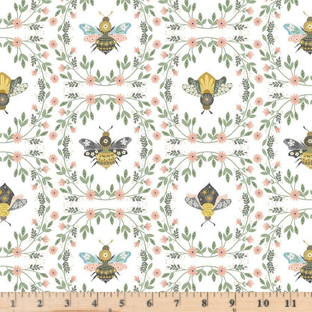 Sting Like a Bee To Bee or Not to Bee White D3281 Fabric half yd contious cut
