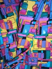 Vintage Vibrant Abstract Print Apparel Weight Fabric 3 1/2 Yards Lightweight