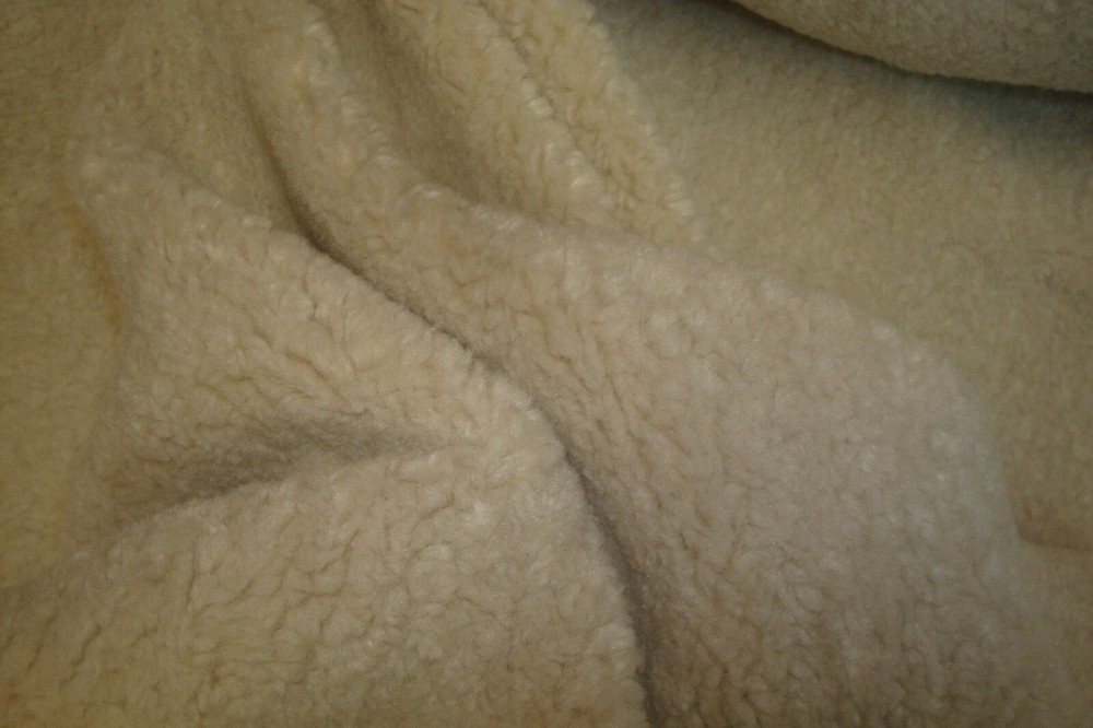Near 3 yds Pindler Fabric Lofty Fawn Plush Sheepskin Upholstery 58″ x 106″ BTP