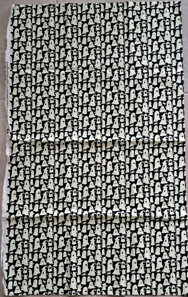 Timeless Treasures Soho BOO! CG2371 Glow in Dark Cotton Quilt Fabric ~ 1yd x 44″