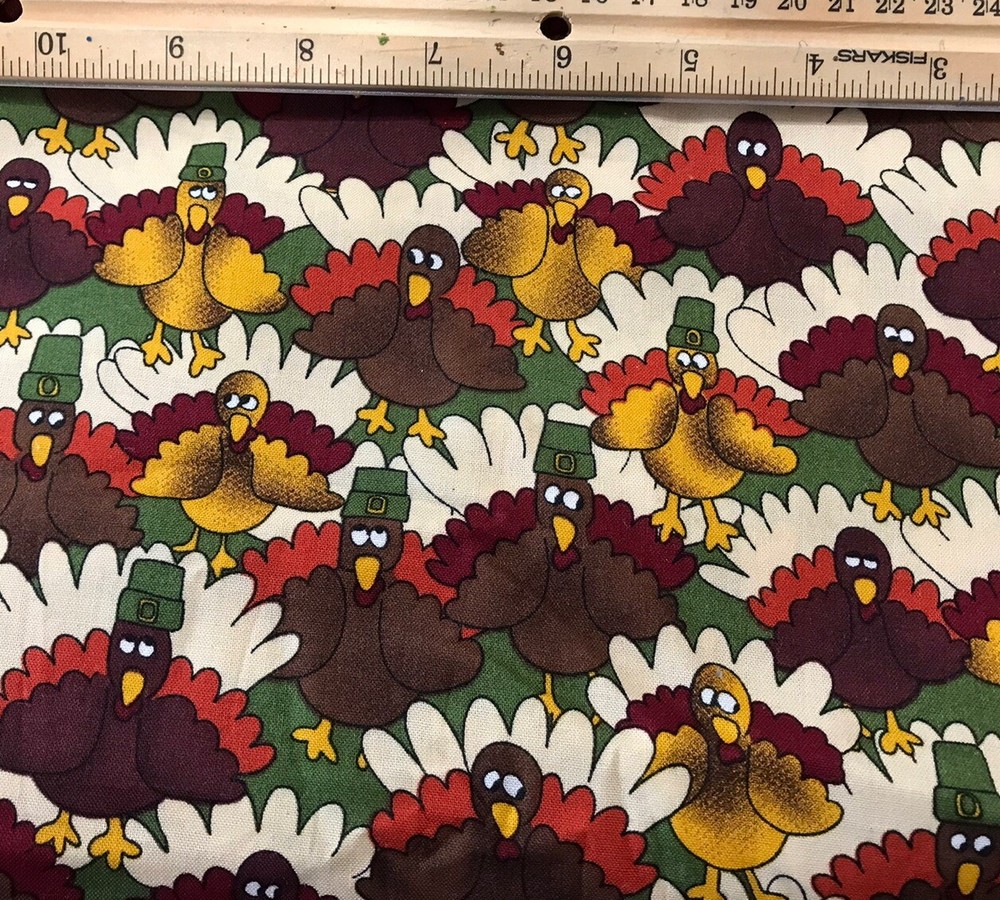 Turkeys 100% cotton fabric Sold By The Yard #1976