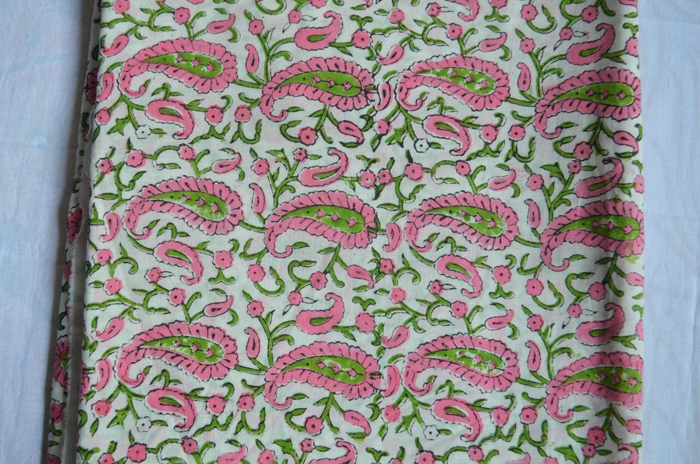 Hand Block Paisley Print 100%Cotton 1 Yard Fabric NO TARRIF CHARGES 100%✅ZK_161*