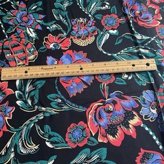 Bold Vibrant Blended Fabric Double Sided 2.5 Yards x 60″ Wide Floral Pattern VTG