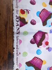 Joann Fabric Cupcakes 42×18″