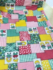 Vintage 70’s Fabric Faux Patchwork Cheater Cloth 5-1/4 Yards (190″) x 60″ Wide