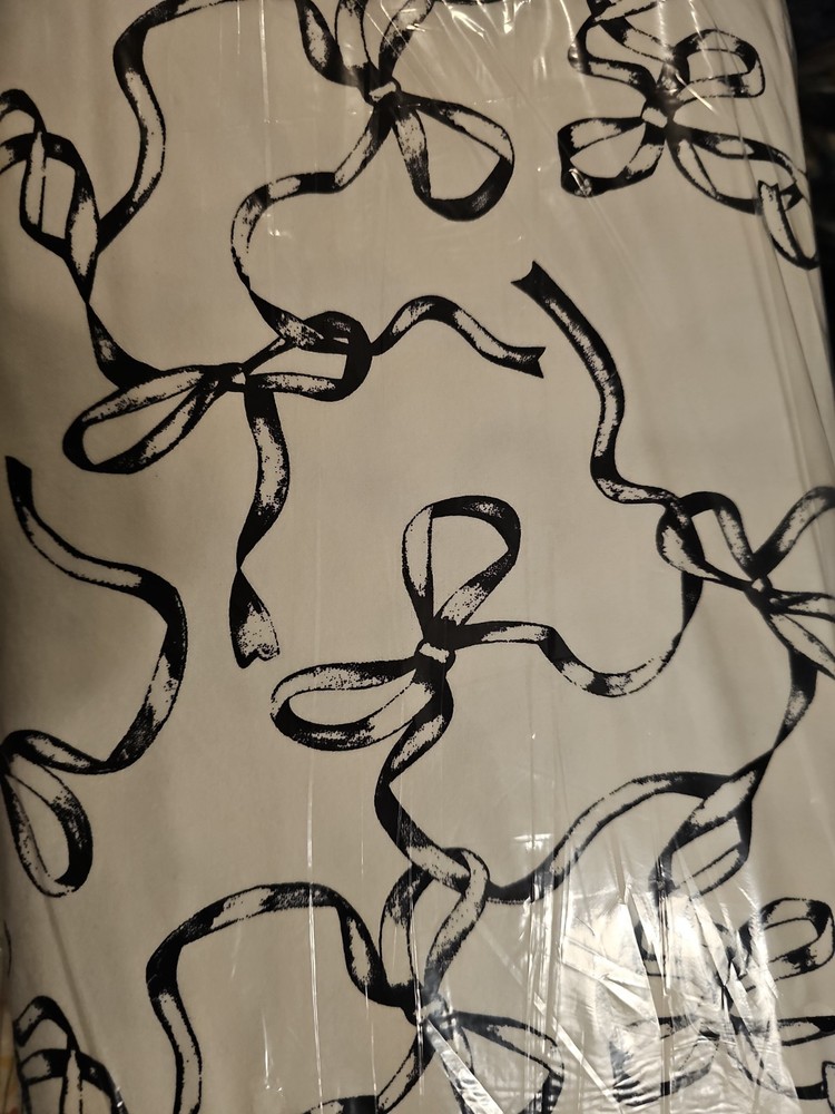 BOLT 8 YARD BLACK RIBBON BOWS ON WHITE FLANNEL FABRIC SEWING QUILT ANIMAL