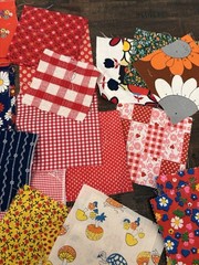 Large Lot Vintage Fabric Scrap Lot Floral Patterned Cotton Quilt Sewing Remnants