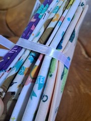 Novelty Fabric 5 Pc Fat Quarter 100% Cotton Bundle 18 x 21 Rectangle Squares