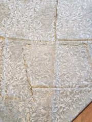 Light Weight Fabric Floral & Leaves Pattern with Subtle Green Colors, 2.94 Yards