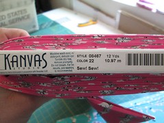 MEASURING TAPES SEWING ITEMS WAVY PINK COTTON FABRIC FQ