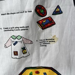 Vintage Wamsutta Appliqués Crayola Kids Crayons Animals Binney & Smith *Read*