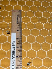 MODA Blossoms and Blooms 100% cotton fabric yard 36×44 bee honeycomb 39057 18