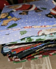 Lot Of 250 Fabric Squares 5″ Charm Lot Rotary Cut Christmas Snowmen, Trees Etc B