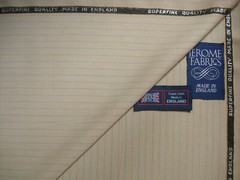 95% SUPERFINE WOOL + 5% POLYAMIDE SUITING FABRIC MADE IN ENGLAND = 5.23 m