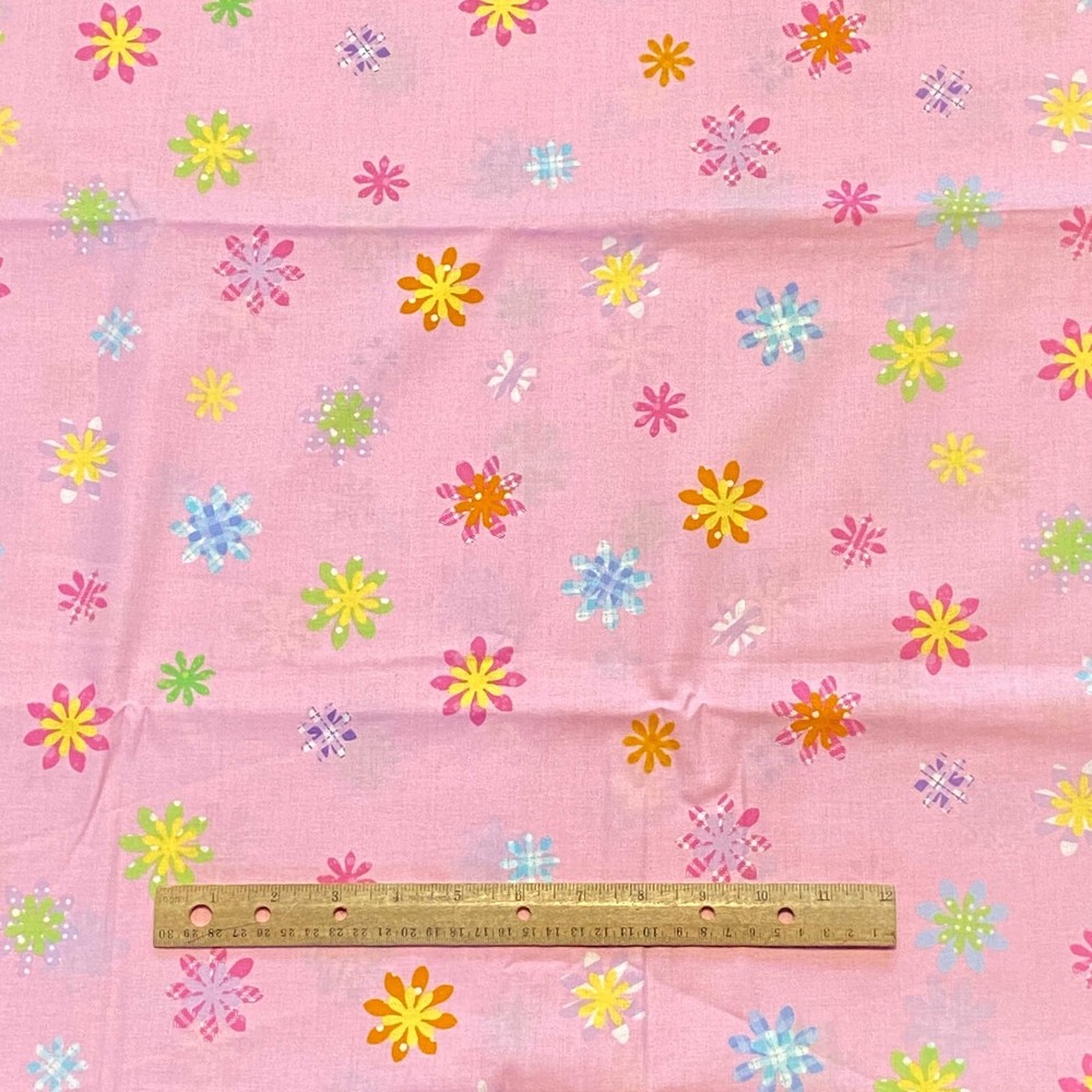 1.6 YD Bubble Gum Pink Flower Toss Fabric Traditions Cotton Print