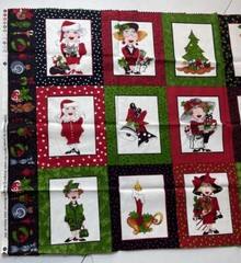 HOLIDAY DELIGHT Quilt Panel Loralie Harris Fabric Cotton Ladies 23”x43.5”