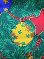 Larger Print Ornaments in Tree Stars Balls Ribbon 1 Yard x 46″ W Cotton Fabric