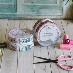 s Twirlie Roll 40 Precut Quilting Fabric Strips for Quilting Supplies, Crafti…