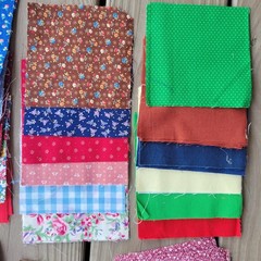 225 Mix Vintage pre cut charm pack Floral 4.5″ squares fabric quilt scrap cotton