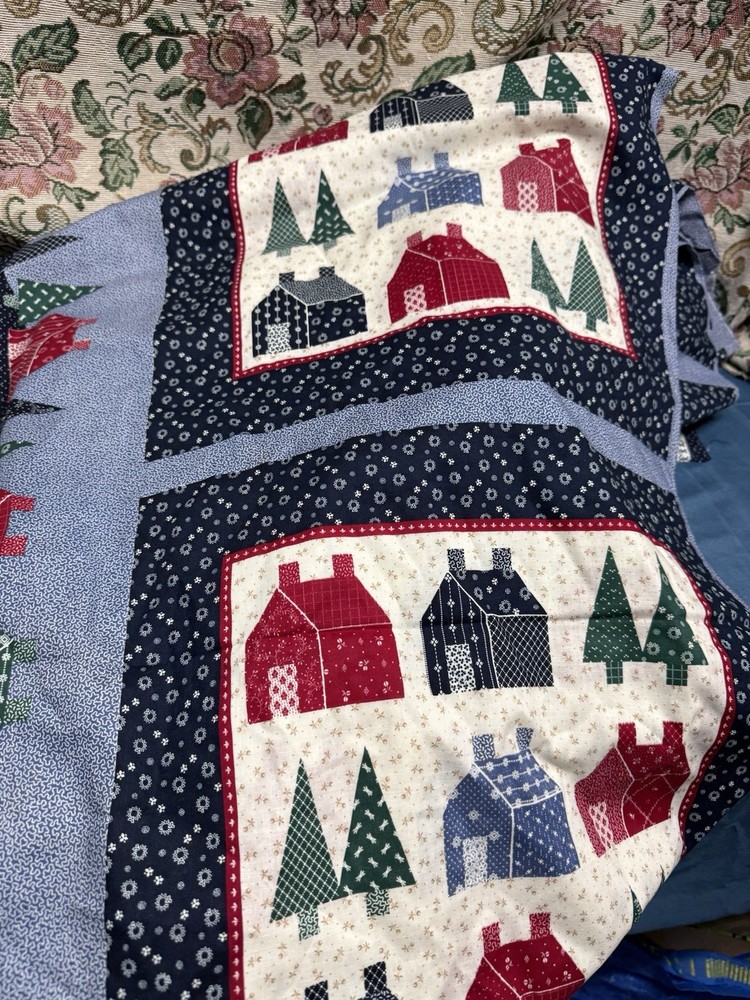 Vtg VIP Cranston Holiday Fabric Panel – 6 Yards X 43 Inches W – Cottagecore