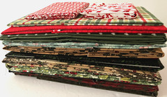 14 PIECE, 14.25 YARD – CHRISTMAS QUILTING CRAFT COTTON FABRIC LOT – ALMOST 5 LBS