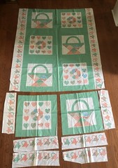 Vtg Cheater Quilt Fabric VIP Cranston 1.5 Yards ++ Extra Pieces Green Read!