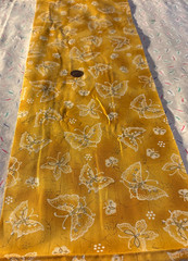 White-Outlined Butterflies* Gold Highlights* Quilters Only * 100% Cotton 8″ x22″