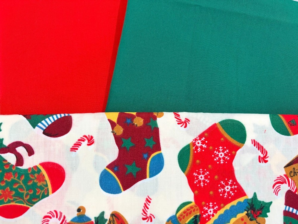 Christmas Stockings Quilt Bundle 3 yds Fabric Red Green Multi Made in USA