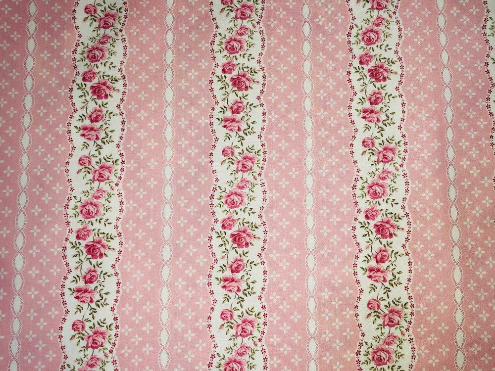 Pink Roses Floral Vintage Look Shabby Chic Apparel Quilting Cotton Fabric t1/1
