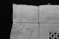 Vtg 24″ Square Tea Tablecloth & Napkin with Catwork Embroidery, Stained