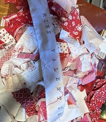 FABRIC Lot SCRAPS PIECES Valentine QUILTING COTTON 1 1/2 Pounds