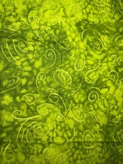 26-3-39 COTTON FABRIC 1/2 YARD-18 X 43″=GREEN SWIRLS-CLOTHWORKS-CRAFTS,QUILTING